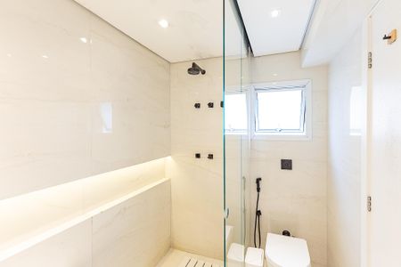 Apartamento à venda com 89m², 2 quartos e 1 vaga Apartamento à venda com 89m², 2 quartos e 1 vagaBanheiro da Suíte