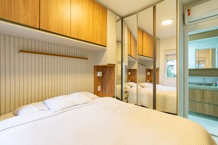 Apartamento à venda com 64m², 2 quartos e 1 vaga Apartamento à venda com 64m², 2 quartos e 1 vagaSuíte