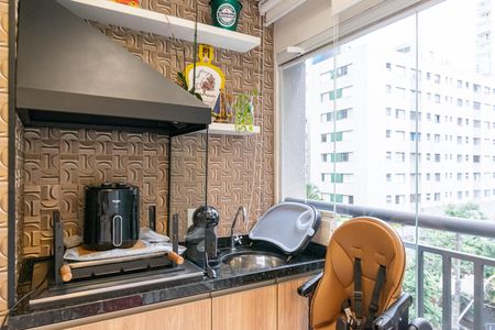 Apartamento à venda com 64m², 2 quartos e 1 vaga Apartamento à venda com 64m², 2 quartos e 1 vagaVaranda