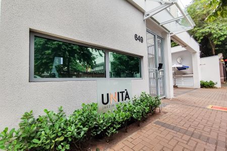 Apartamento à venda com 64m², 2 quartos e 1 vaga Apartamento à venda com 64m², 2 quartos e 1 vagaFachada