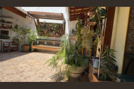 Casa à venda com 3 quartos, 150m² em Campo Grande, São Paulo