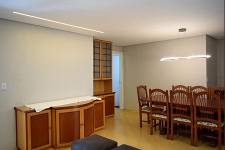 Sala de apartamento para alugar com 3 quartos, 106m² em Cerqueira César, São Paulo