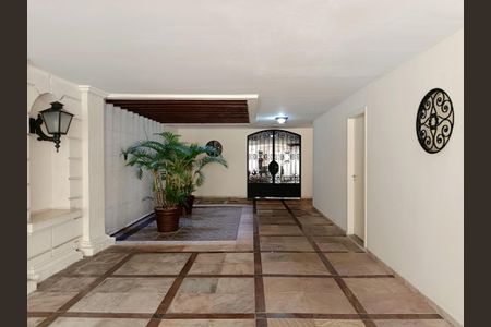Apartamento à venda com 106m², 3 quartos e 1 vaga Apartamento à venda com 106m², 3 quartos e 1 vagaÁrea Social - térreo