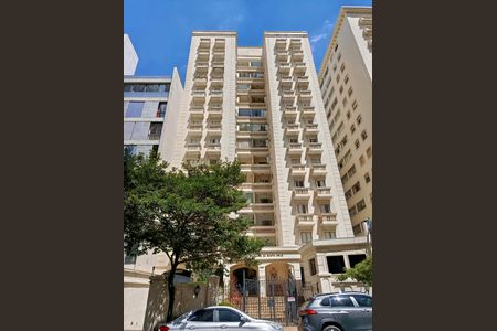 Apartamento à venda com 106m², 3 quartos e 1 vaga Apartamento à venda com 106m², 3 quartos e 1 vagaFachada