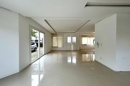 Sala de casa de condomínio para alugar com 4 quartos, 195m² em Lagoa da Conceição, Florianópolis