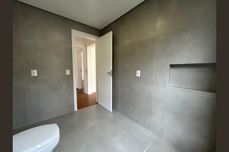 Casa de condomínio para alugar com 195m², 4 quartos e 2 vagas Casa de condomínio para alugar com 195m², 4 quartos e 2 vagasBanheiro suíte 2