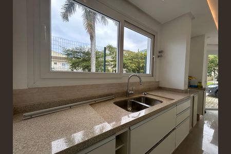 Casa de condomínio para alugar com 195m², 4 quartos e 2 vagas Casa de condomínio para alugar com 195m², 4 quartos e 2 vagasCozinha