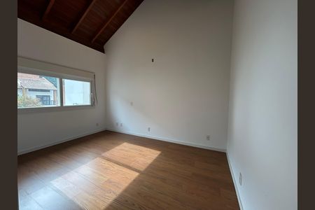 Casa de condomínio para alugar com 195m², 4 quartos e 2 vagas Casa de condomínio para alugar com 195m², 4 quartos e 2 vagasSuíte 4