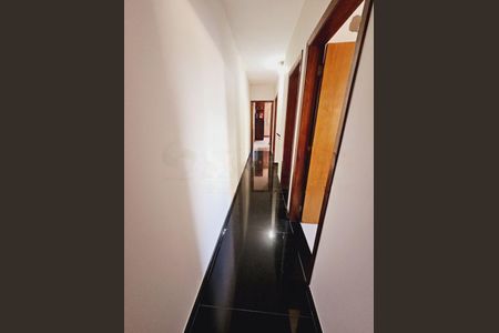 Casa à venda com 220m², 4 quartos e 4 vagas