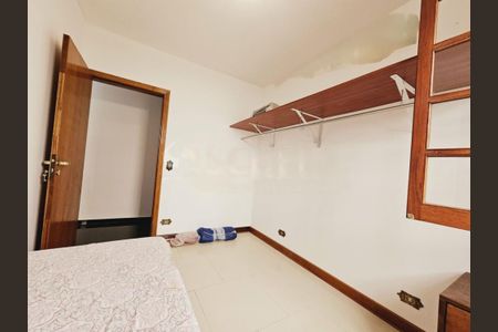 Casa à venda com 4 quartos, 220m² em Campo Grande, São Paulo