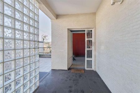Casa à venda com 393m², 5 quartos e 8 vagas