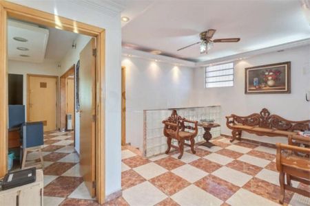 Casa à venda com 393m², 5 quartos e 8 vagas