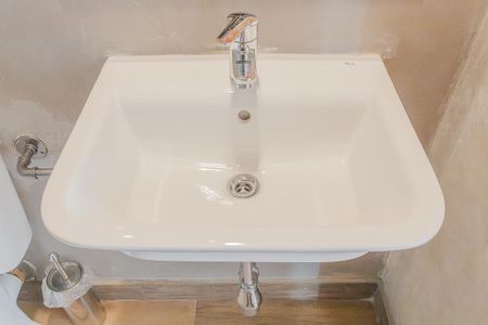 Apartamento para alugar com 100m², 2 quartos e sem vaga Apartamento para alugar com 100m², 2 quartos e sem vagaBanheiro