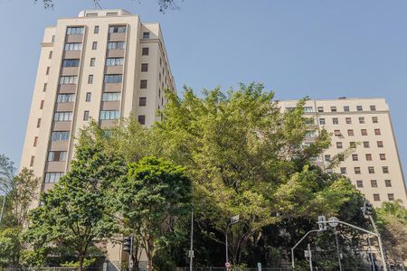 Apartamento para alugar com 100m², 2 quartos e sem vaga Apartamento para alugar com 100m², 2 quartos e sem vagaFachada