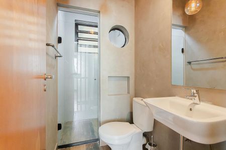 Apartamento para alugar com 100m², 2 quartos e sem vaga Apartamento para alugar com 100m², 2 quartos e sem vagaBanheiro
