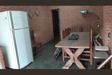 Casa à venda com 190m², 3 quartos e 4 vagas