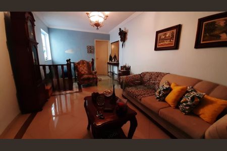 Casa à venda com 190m², 3 quartos e 4 vagas