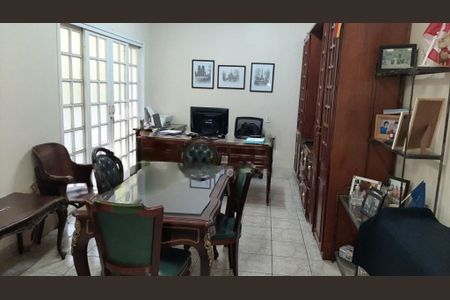 Casa à venda com 190m², 3 quartos e 4 vagas