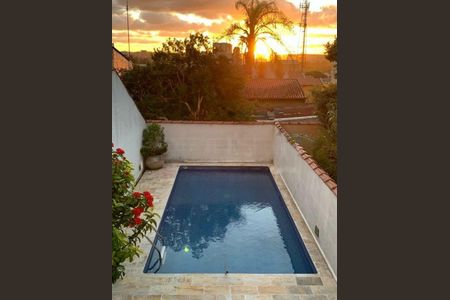 Casa à venda com 190m², 3 quartos e 4 vagas