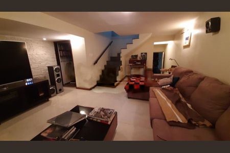 Casa à venda com 3 quartos, 190m² em Campo Grande, São Paulo