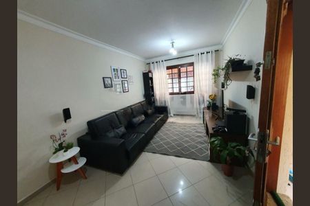 Casa à venda com 2 quartos, 120m² em Jardim Aeroporto, São Paulo