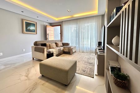 Sala de casa para alugar com 3 quartos, 140m² em Lagoa da Conceição, Florianópolis