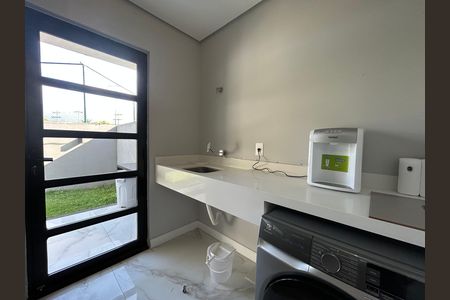 Casa para alugar com 140m², 3 quartos e 2 vagas Casa para alugar com 140m², 3 quartos e 2 vagasÁrea de Serviço