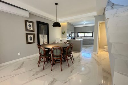 Casa para alugar com 140m², 3 quartos e 2 vagas Casa para alugar com 140m², 3 quartos e 2 vagasSala de Jantar
