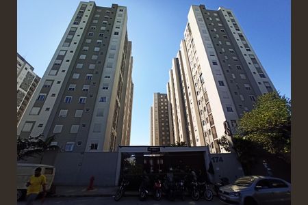 Apartamento para alugar com 43m², 2 quartos e sem vaga