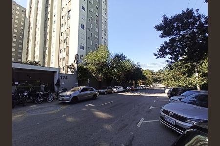 Apartamento para alugar com 43m², 2 quartos e sem vaga