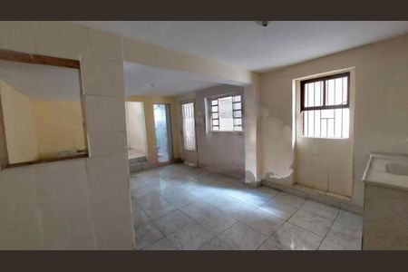 Casa à venda com 2 quartos, 105m² em Vila Anhanguera, São Paulo