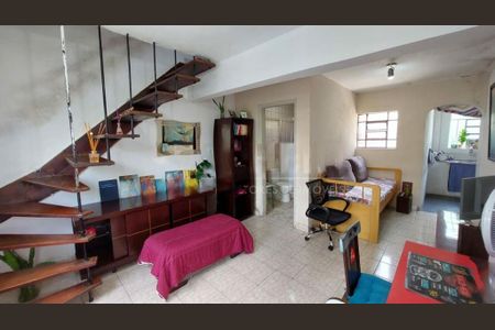 Casa à venda com 2 quartos, 105m² em Vila Anhanguera, São Paulo