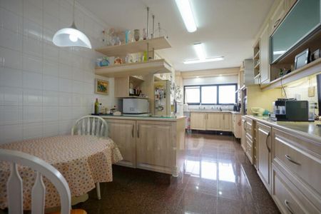 Apartamento à venda com 309m², 4 quartos e 4 vagas