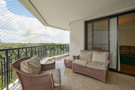 Apartamento à venda com 309m², 4 quartos e 4 vagas