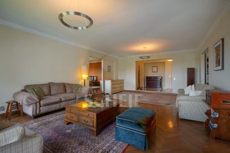 Apartamento à venda com 309m², 4 quartos e 4 vagas