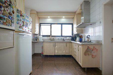 Apartamento à venda com 309m², 4 quartos e 4 vagas