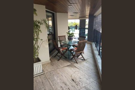 Apartamento à venda com 430m², 4 quartos e 5 vagas