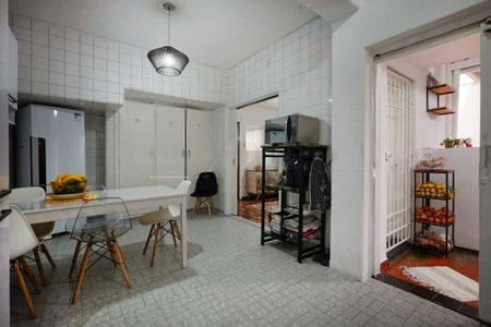 Casa à venda com 3 quartos, 200m² em Itaim Bibi, São Paulo