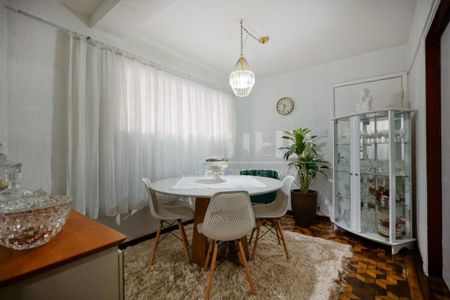 Casa à venda com 3 quartos, 200m² em Itaim Bibi, São Paulo