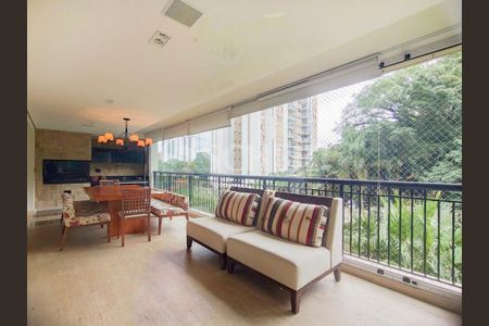 Apartamento à venda com 4 quartos, 310m² em Santo Amaro, São Paulo