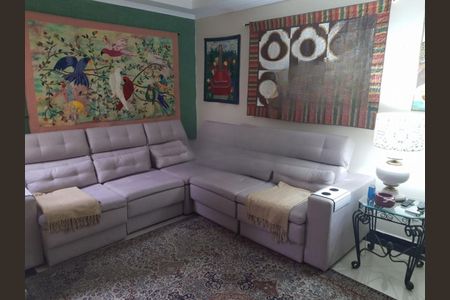 Casa à venda com 3 quartos, 136m² em Vila Arriete, São Paulo