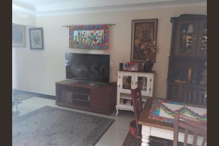 Casa à venda com 3 quartos, 136m² em Vila Arriete, São Paulo