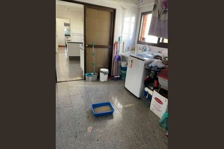 Apartamento à venda com 208m², 4 quartos e 3 vagas
