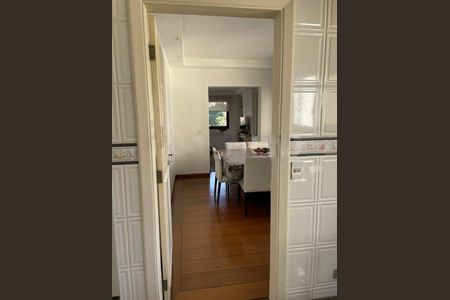 Apartamento à venda com 208m², 4 quartos e 3 vagas