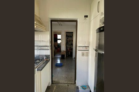 Apartamento à venda com 208m², 4 quartos e 3 vagas