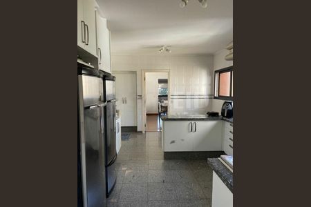 Apartamento à venda com 208m², 4 quartos e 3 vagas
