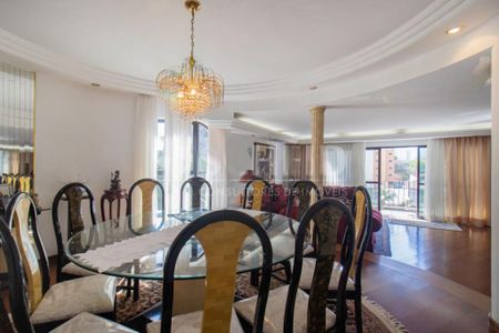 Apartamento à venda com 293m², 3 quartos e 4 vagas