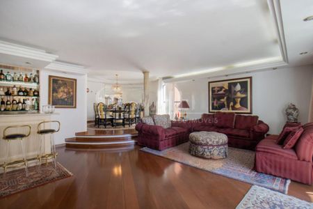 Apartamento à venda com 293m², 3 quartos e 4 vagas