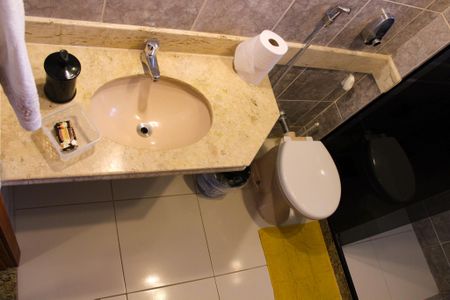 Apartamento para alugar com 180m², 2 quartos e 2 vagas Apartamento para alugar com 180m², 2 quartos e 2 vagasBanheiro Social