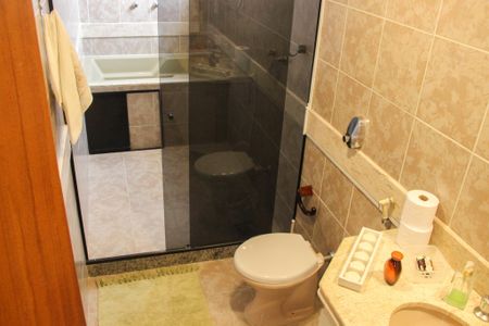 Apartamento para alugar com 180m², 2 quartos e 2 vagas Apartamento para alugar com 180m², 2 quartos e 2 vagasSuíte 2